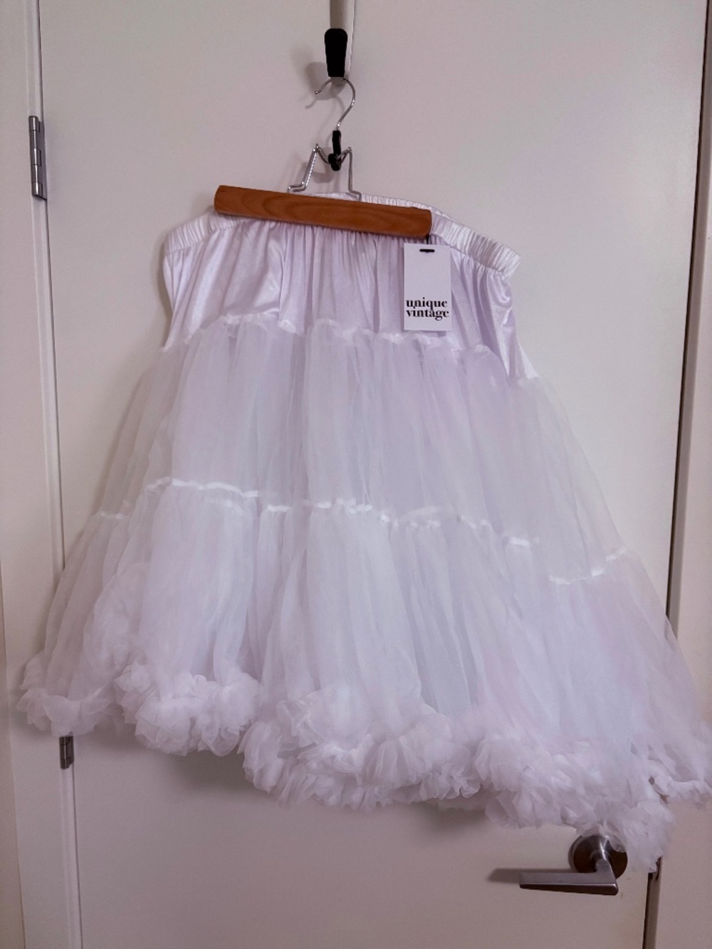 Unique Vintage Plus Size White Retro Style Ruffled Petticoat Crinoline